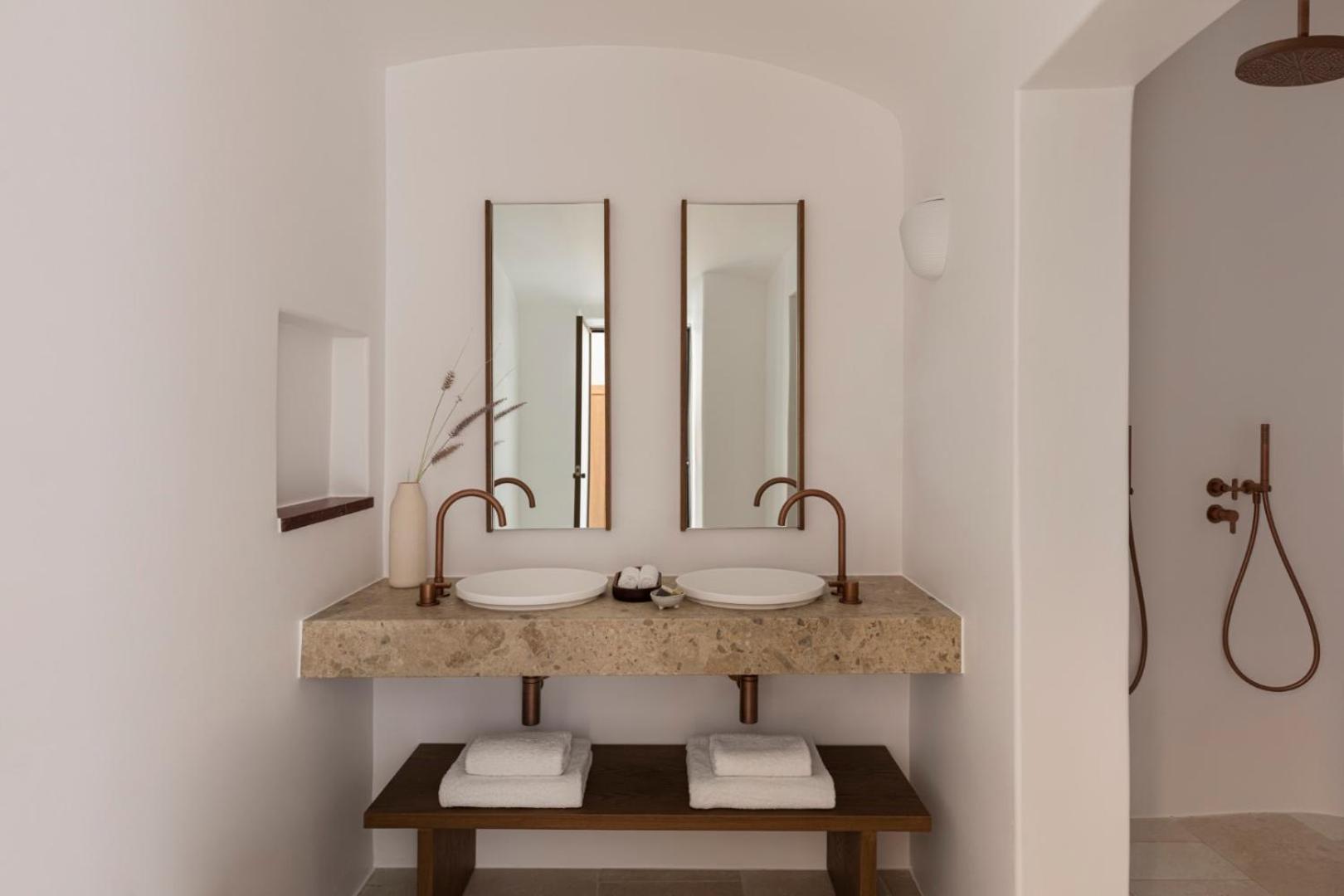 Canaves Ena - Small Luxury Hotels Of The World Oía Exteriör bild