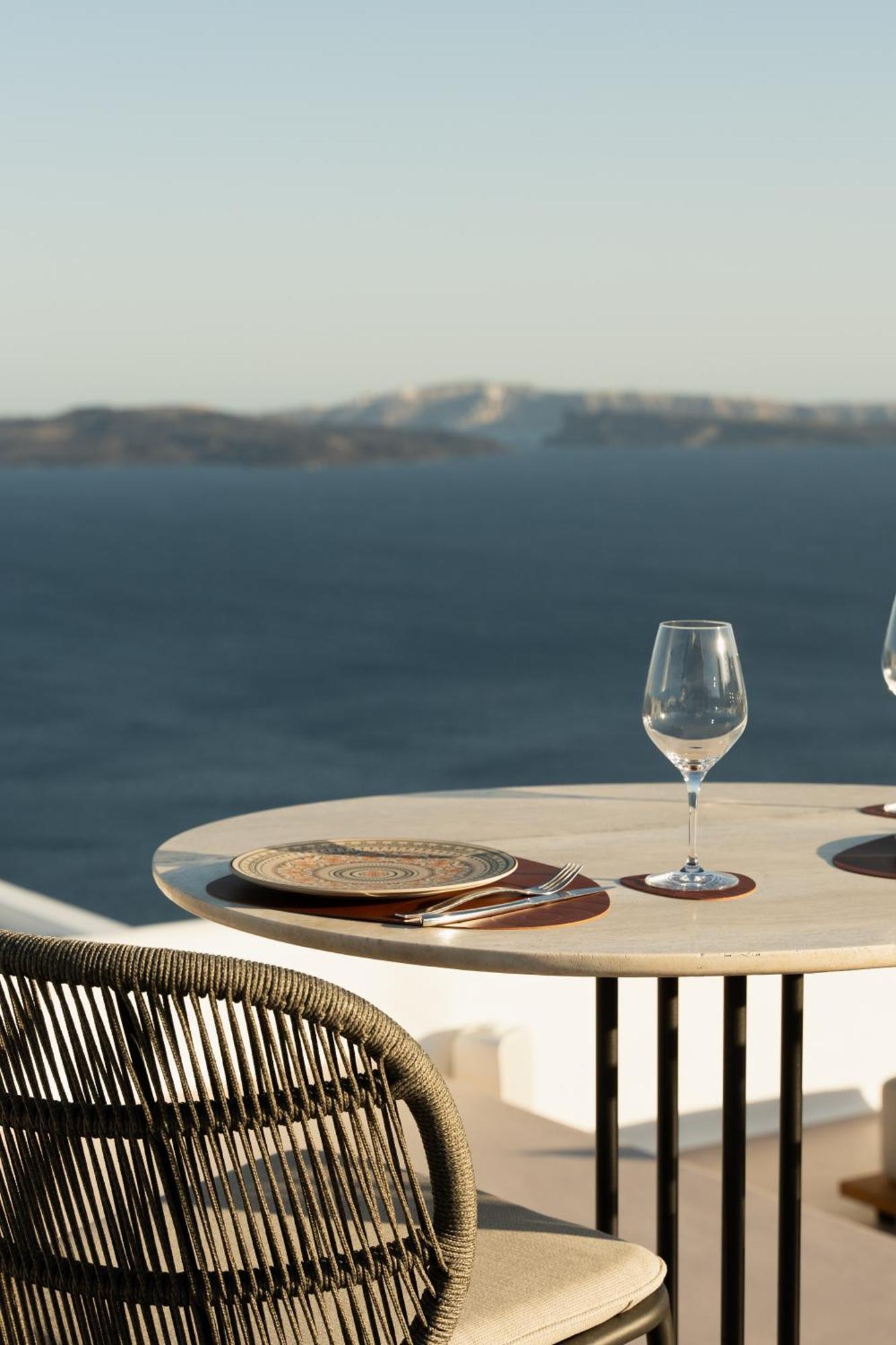 Canaves Ena - Small Luxury Hotels Of The World Oía Exteriör bild